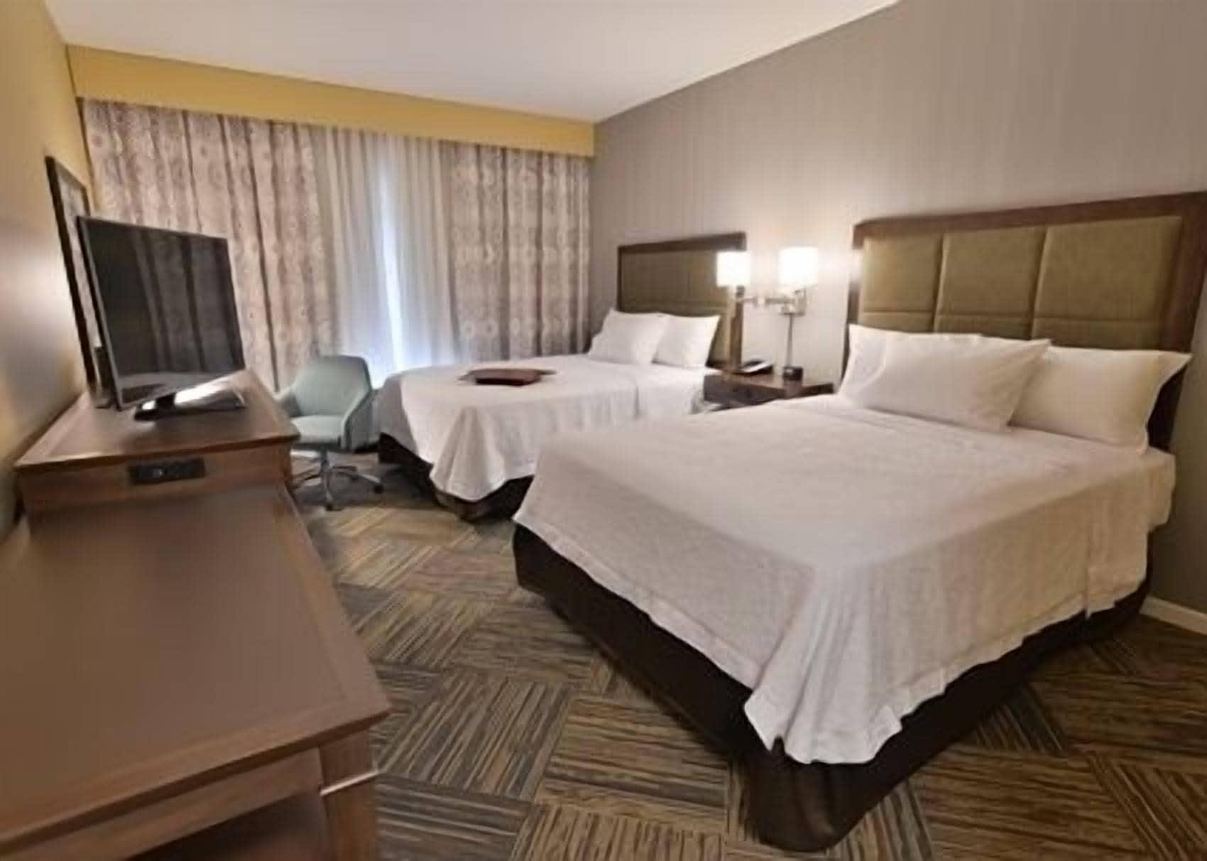 Hampton Inn Fond Du Lac Zewnętrze zdjęcie